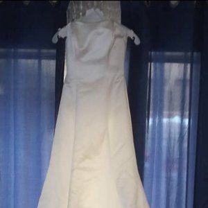 Trumpet Wedding Gown